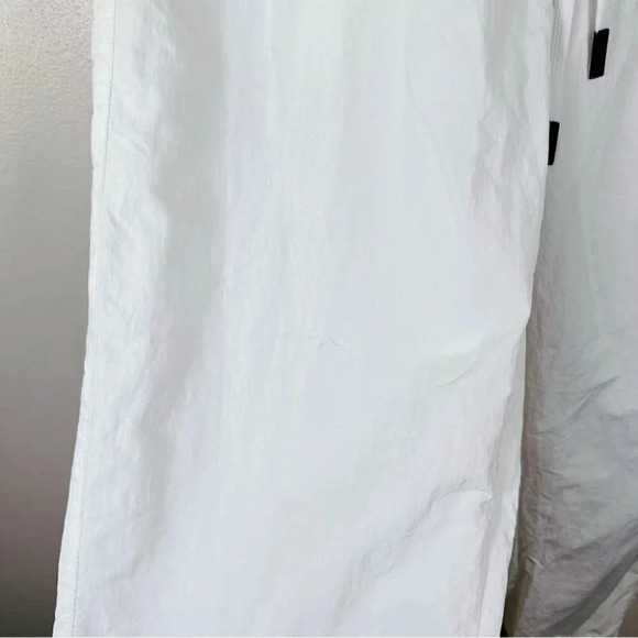 Nike Womens Size Medium Jennie  Clothes Windbreaker Jogger Pant - Picture 12 of 16